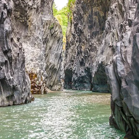 La Casa Di Elvira Giardini Naxos