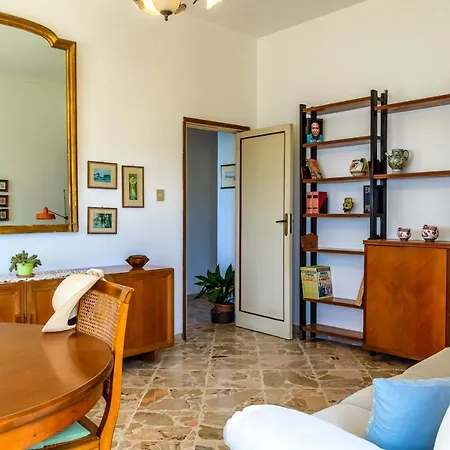 La Casa Di Elvira גיארדיני נאקסוס